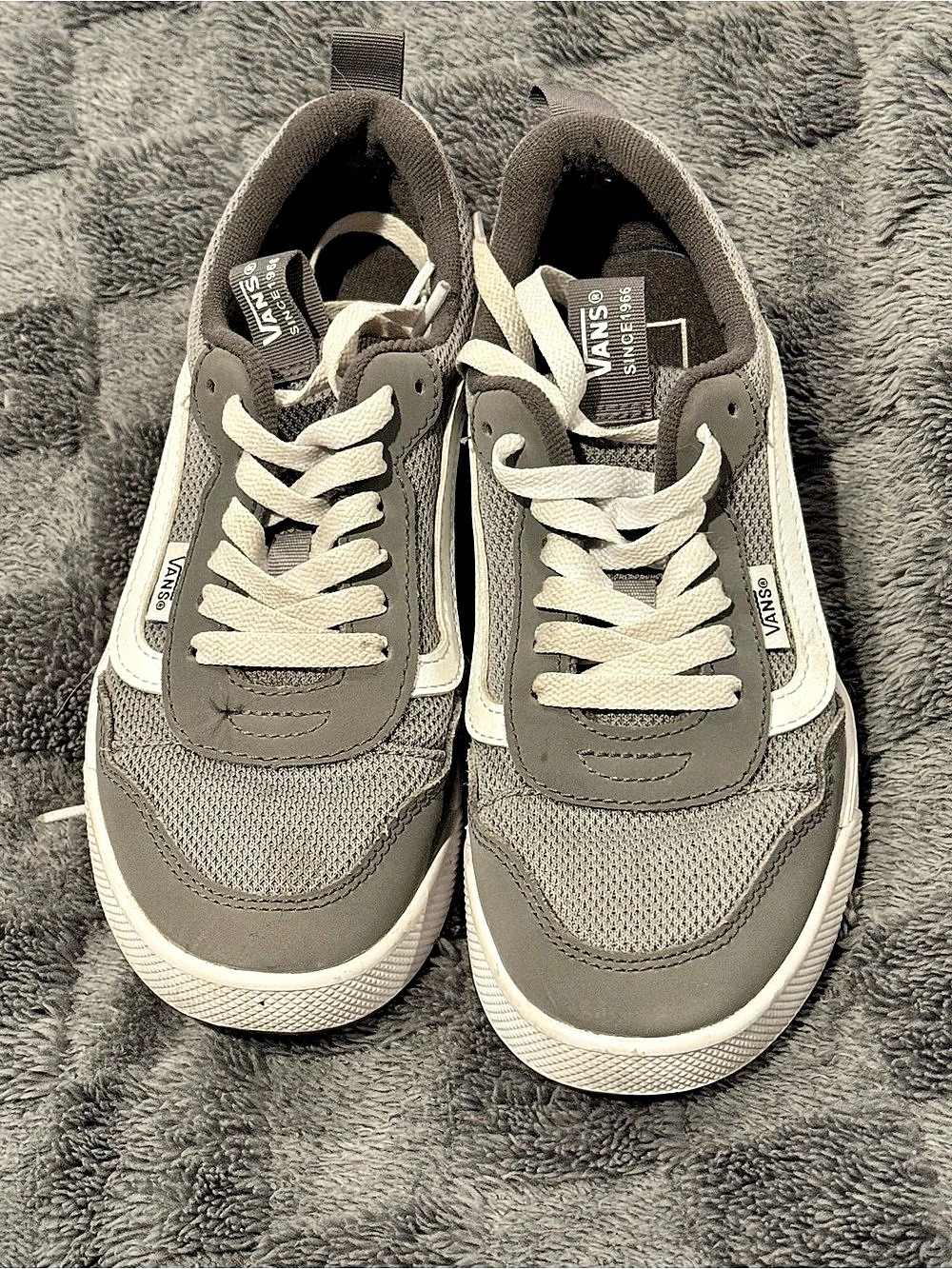 Vans Range EXP Gray & White Sneakers